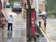 -YUE·6·西式融合餐厅(外滩六号店)