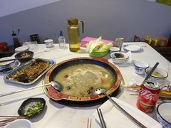 -牛得很·鲜牦牛肉烧烤·牛羊肉菌汤锅(康定店)