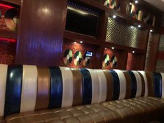 -宝莱迪量贩式KTV(郑汴路店)