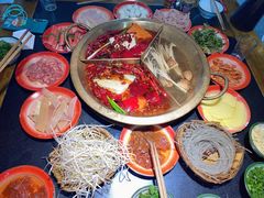 -叁口煮市井老火锅(春熙路店)