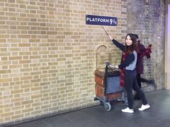 -九又四分之三站台哈利波特商店