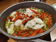 老坛地窖酸菜鱼-隔壁老王·家常云南菜(花巷店)