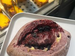 -好利来(上海虹桥新天地Lab主题店)