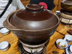 -威邵鸡煲(西华路总店)