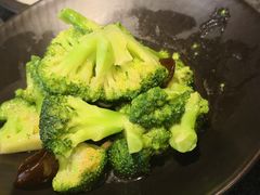 -鲁菜根·泰安菜(万达店)