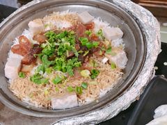 -洪氏嗨捞·广东猪肚鸡·椰子鸡火锅(西咸万象城店)