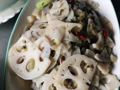 酸菜炒藕-志晖园圆子鸡·辣子鸡(阳光店)