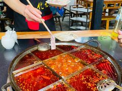 牛肝-化龙桥九宫格火锅(清水河店)