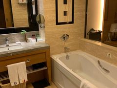 -海创大连科技交流中心(海事大学地铁站店)