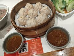 -馋三尺蟹粉小笼(人民广场店)