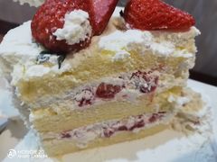 -山与蓝·轻糖鲜果蛋糕(勒泰店)