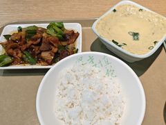 -老乡鸡(上海品尊国际中心店)