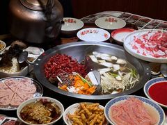 -沸炉重庆老火锅(军事博物馆店)