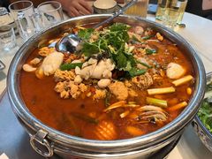 -牟记江湖重庆地标特色菜鱼蛋海鲜无刺鲫鱼(巴南区黑金冠十多年好店)