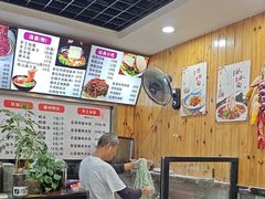 -手擀菠菜面(西康路店)