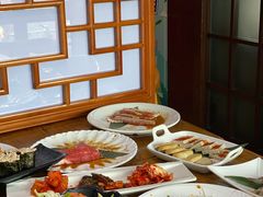 -鹤一烤肉自助餐厅(中关村店)