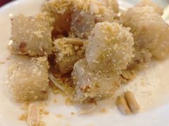 避风塘萝卜糕-潮喜竹溪荔湖酒家(荔枝湾店)