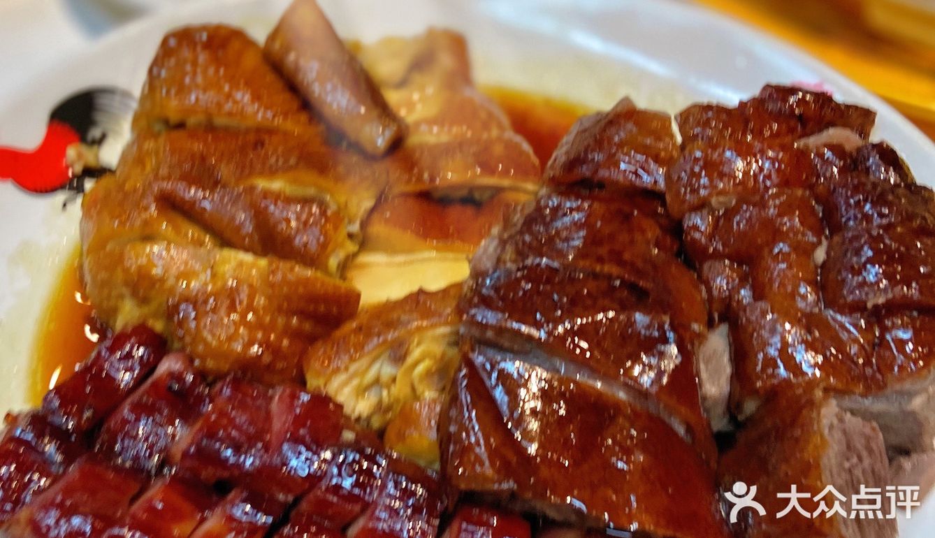 人均80+，深井陈记燒鵝茶冰廳吃饱吃好，一秒穿越正宗TVB风