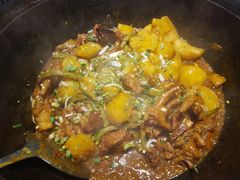 -山河屯铁锅炖(哈西站店)