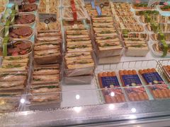 -巴黎贝甜(大宁国际商业广场店)