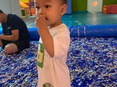 -乐融儿童之家早教托育(燕郊校区)