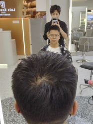 -苏豪路易士·嘉玛发廊