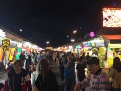 -花莲东大门国际观光夜市