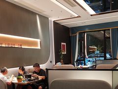 -老长沙湘菜馆(凤凰路店)