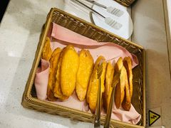 -山明水秀大饭店