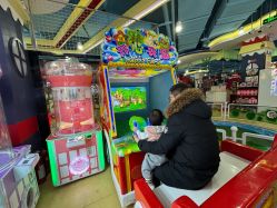 -开心哈乐儿童主题乐园(孙河易事达店)