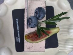 -W COLLECTIVE  DESSERT SHOP