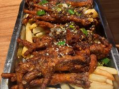 -泥糊破店小酒馆·团建聚餐(南京西路店)