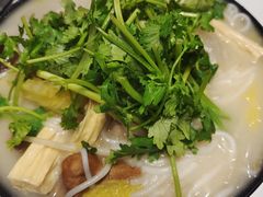 -肥汁米蘭香港米线(长宁来福士店)