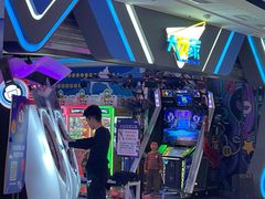 -万达广场(临港店)