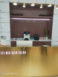 -IUME HAIR SALON