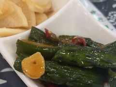 -八两八金·莱芜特色炒鸡(市南漳浦路店)