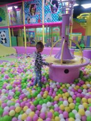 -哈尼兔家庭乐园(开发区万达店)