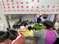 -曹宝林砂锅麻辣烫(星光路店)