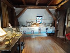 -良友书坊(安徽路店)