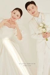 -苏菲亚婚纱摄影