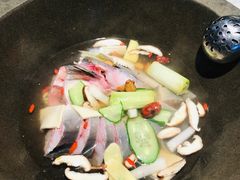 -鲜潭蒸汽石锅鱼(五道口购物中心店)