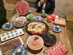 -旧街市鲜货老火锅(大光路店)