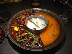 -渝涯重庆豆花老火锅(中赢国际店)