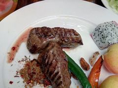 -食间牛排(湖西路店)