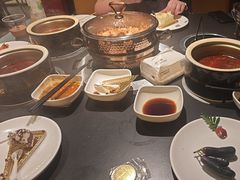 -钱小奴海鲜自助黑金店(杭州滨江龙湖店)