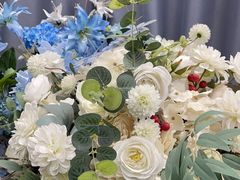 -上海星瀚奔驰4S店(红柳路店)