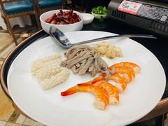 -品海楼·大连海胆锅贴馆(东港店)