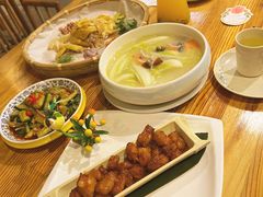 -花溪雨·森林餐厅(石基店)
