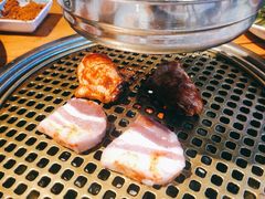 -唯成•韩国炭火烤肉 유성고기