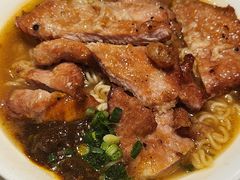 -阿维斯咖啡(镜湖店)